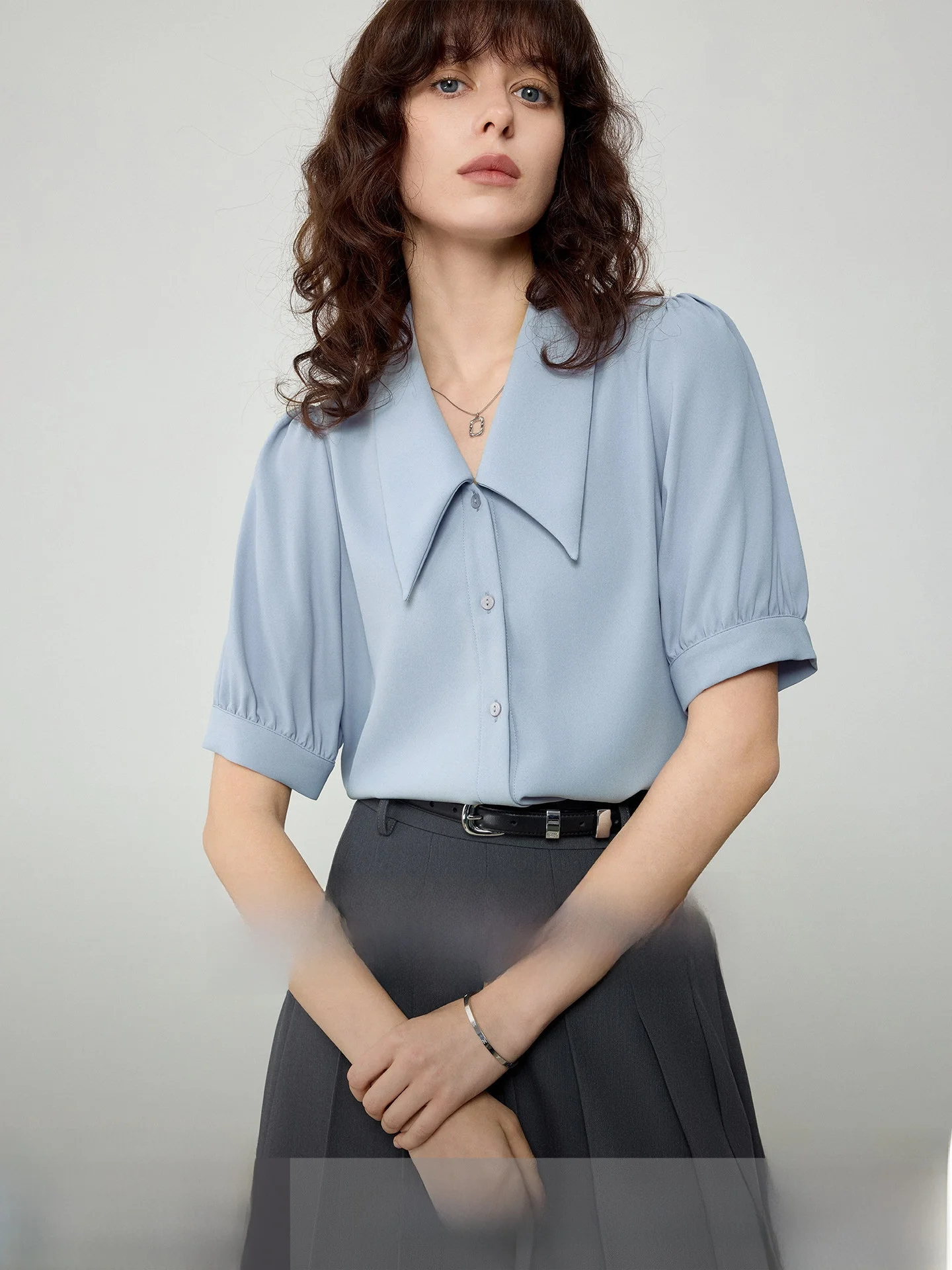 

Blue Casual Shirt Women's Summer Design Sensation Commute Versatile Short Sleeve Sharp Collar Commute All-Match Top