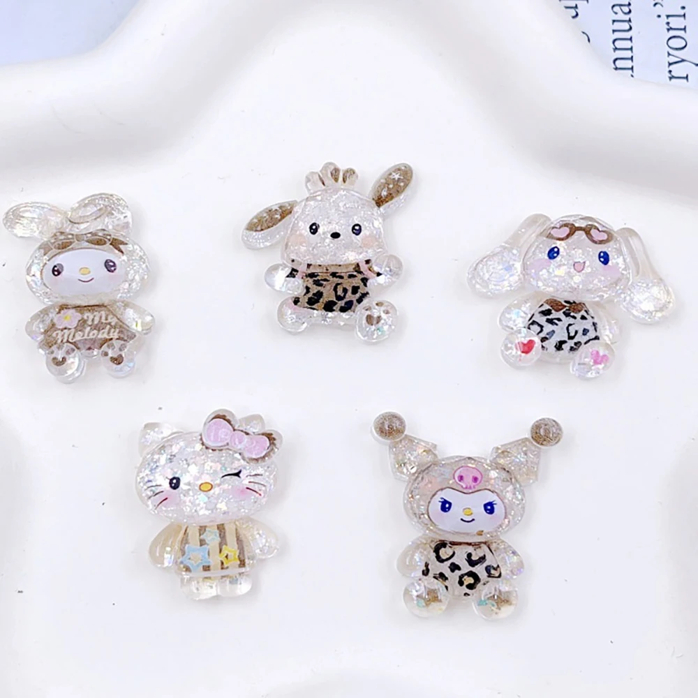 20 buah Aksesori kuku Sanrio payet Glitter kartun gambar cetak macan tutul Hello Kitty Kuromi Cinnamoroll Diy stiker seni kuku