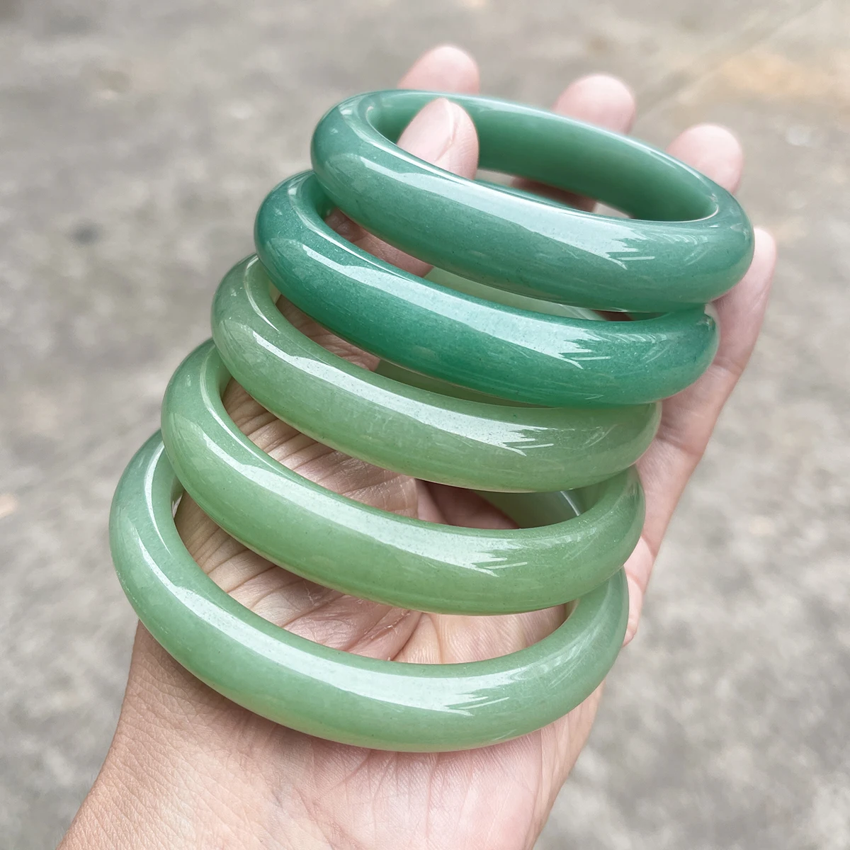 سوار من حجر الأفنتورين الأخضر - مراجعة Gemstone Bracelet Healing وسعره