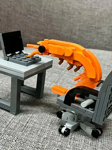 MOC Building block shrimp model figurines, puzzle assembly, boys and girls randomly mixing, Internet celebrity creative parodies