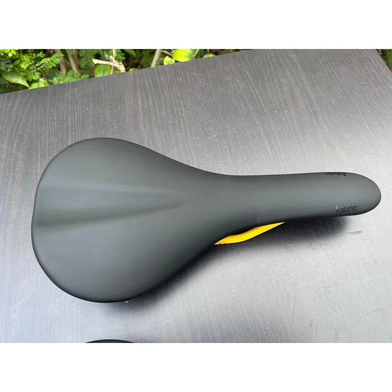 Mountain Bike Road Bike Seat Without Nails Ultra Light Cushion Length * Width 285 * 145mm Bicycle Saddle Repair Accessories
