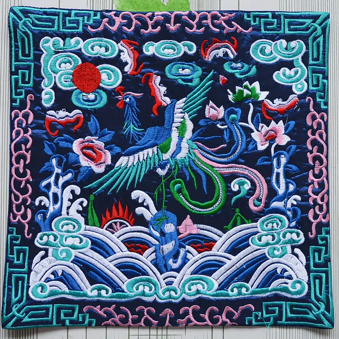 The Chinese characteristic National embroidery phoenix 26*26cm for DIY The patch bag coat The mouse Paddecorations