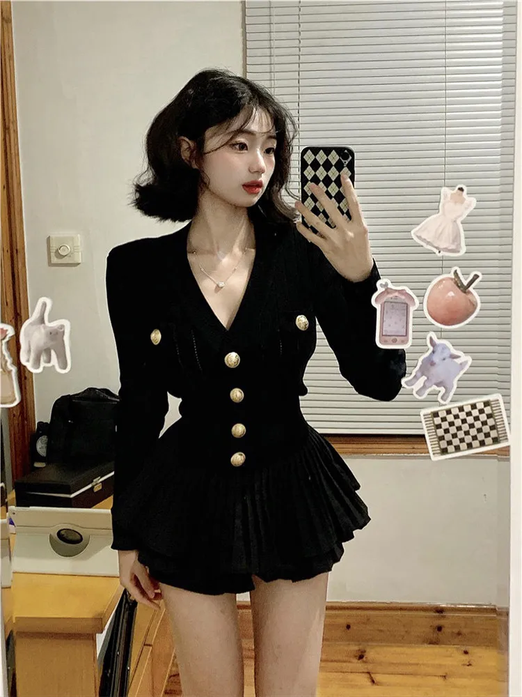 Black White Sweet Women 2 Piece Sets New Fashion V Neck Knitted Short Cardigan+ruffles Mini Cake Skirt Suits Two Piece Outfits