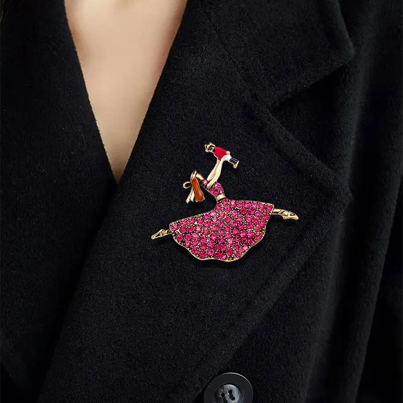Fashion Exquistie Full Crystal Ballet Dancer Brooches Pin For Women Vintage Lady Classic Design Badges Accessories Jewelry