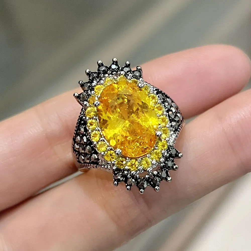 Vintage Big Yellow Crystal Citrine Gemstones Diamonds Rings for Men Women Black Thai Silver Cool Finger Bands Accessory Jewelry