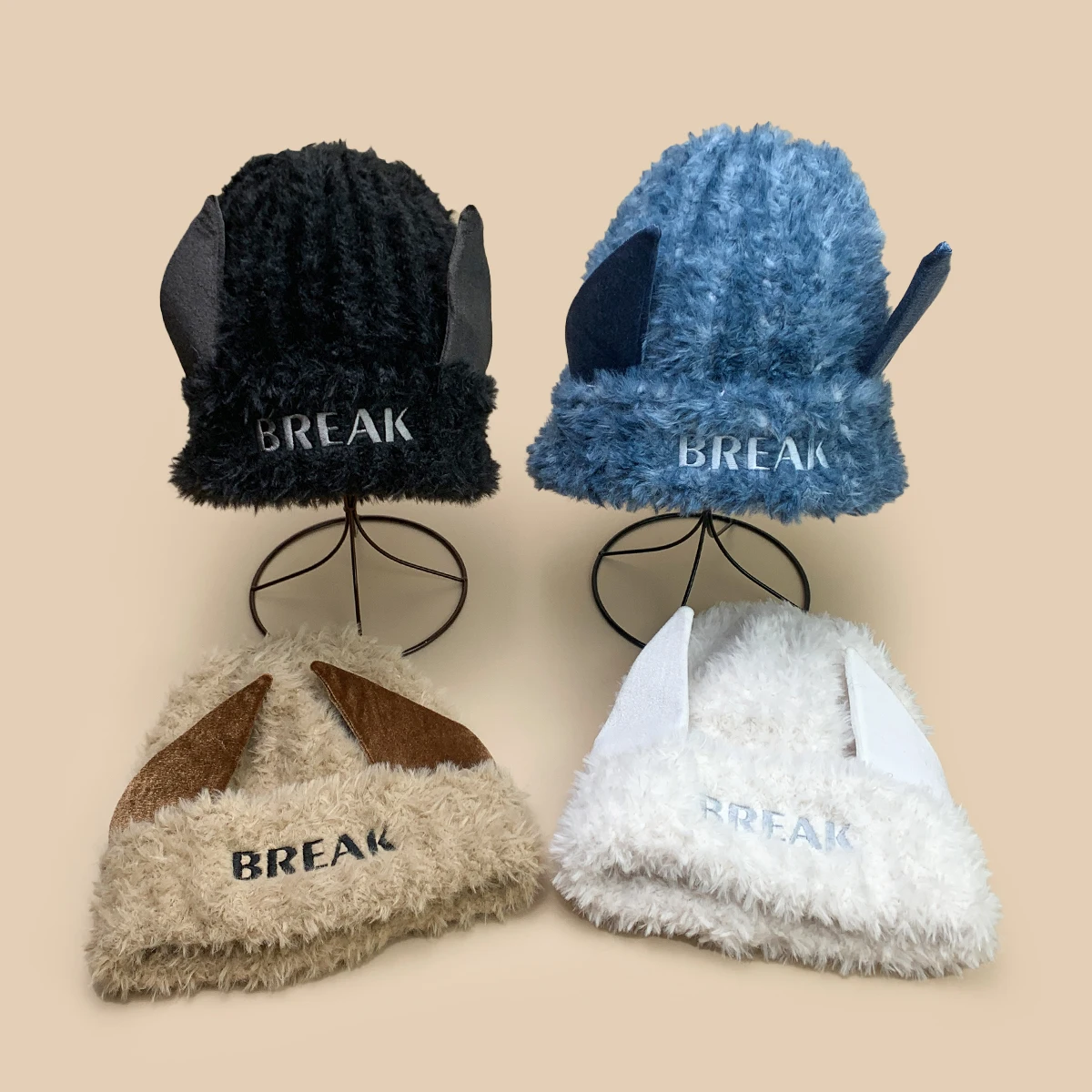 

Personal Devil Horns Letter Embroidery Plush Knitted Hats New Women Cute Warm Korean Fashion Outdoor Versatile Casual Beanies