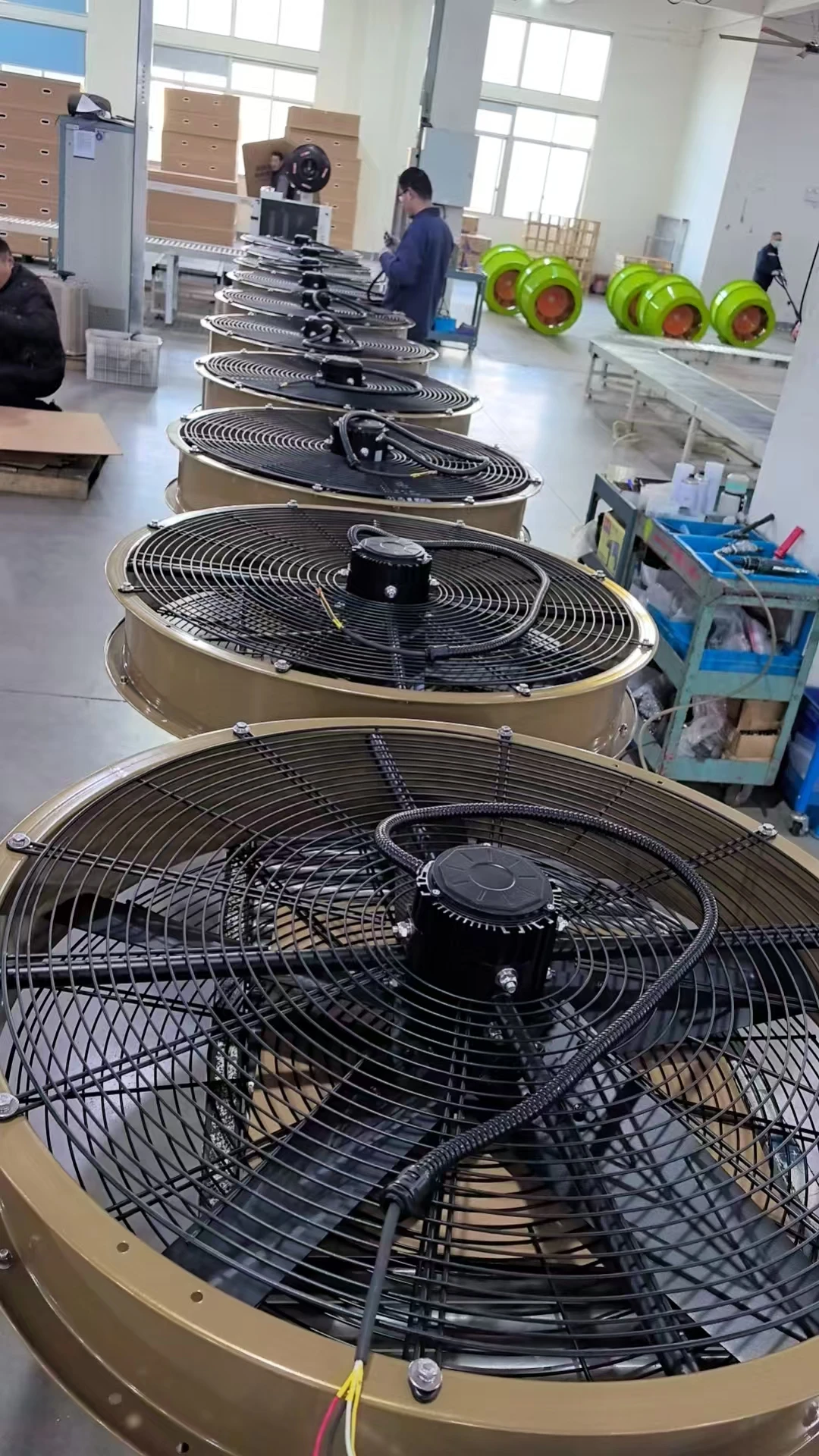 Industrial Humidifier Outdoor Spray Cooling Water Mist Misting Oscillating Wall Fan Motor IP65 Protection Aviation Magnalium