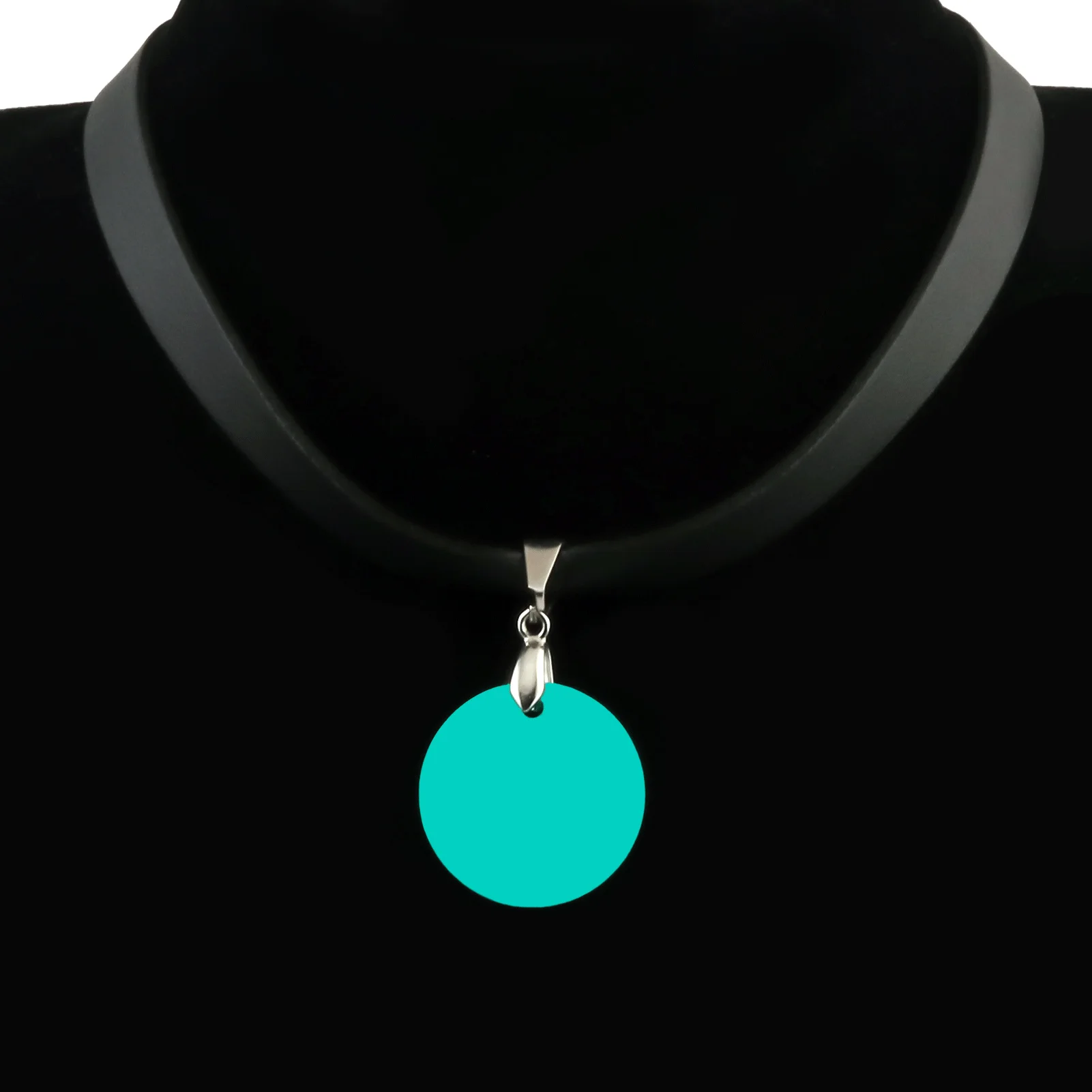 Anime DAN DA DAN Ayase Momo Necklace Ear Clips Green Acrylic Oval  Alien Style Cosplay Accessory Props For Women Fans Jewelry