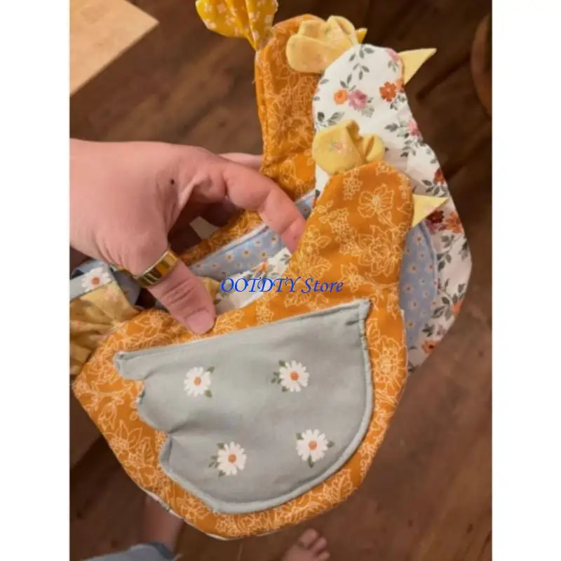 367A Elegant Chicken Shaped Oven Mitt And Hot Pad Set For Kitchen Baking Needs