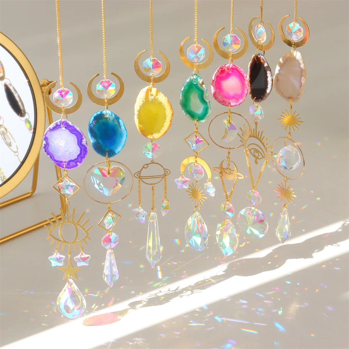 Crystal Suncatcher Wind Chimes Sun Catcher to Hang Rainbow Maker Hanging Glass Prisms Sunlight Catcher Wind Pendants Garden deco