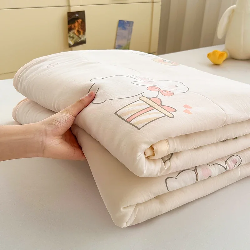 

1pc Quilt Cute Rabbit Duvet Summer Thin Comforter Skin-friendly Blanket Single/Queen Size Bedspread edredones de cama