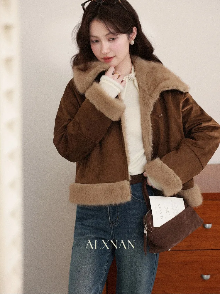 ALXNAN Women's Apricot Fleece-lined T-shirt Unique Bow Neckline Slim Fit Basic Casual Pullover Fashion Long Sleeve Tees L60555