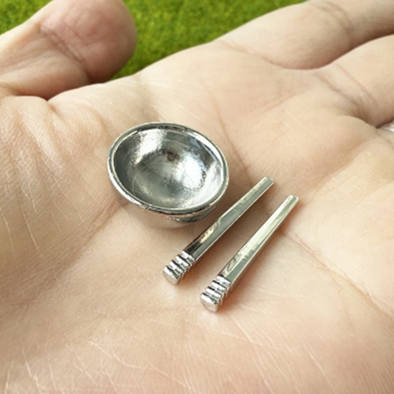 Mini maison de poupée en alliage de Simulation, bol en argent, baguettes, vaisselle Miniature, modèle maison de poupée, accessoires de cuisine, jouets, 3 pièces/ensemble