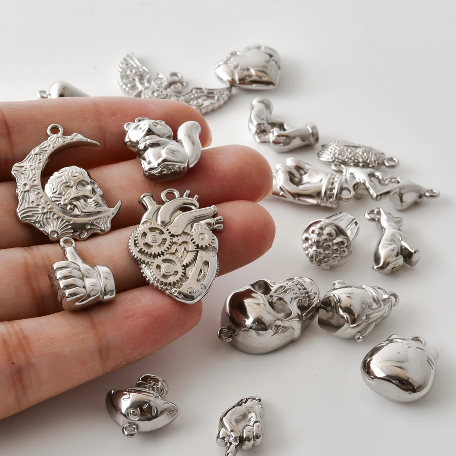 7Pcs Silver Color Charm Mechanical Heart Skull Moon Thumb Stainless Steel Pendant Penguin Squirrel Mushroom Elf Chic Pendants
