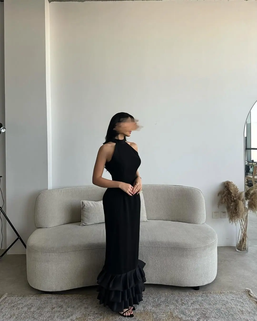 Vestido de noite personalizado, camisa requintada, gola redonda, sem mangas, vestidos de celebridades, linha a, comprimento do tornozelo, vestidos de festa franzidos em camadas