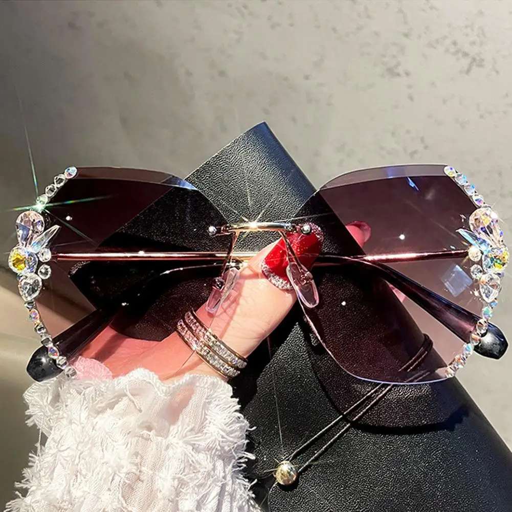 3colors  Rhinestone Decor Rimless Fashion Sunglasses For Women Men Casual Gradient Glasses For Summer Beach Party