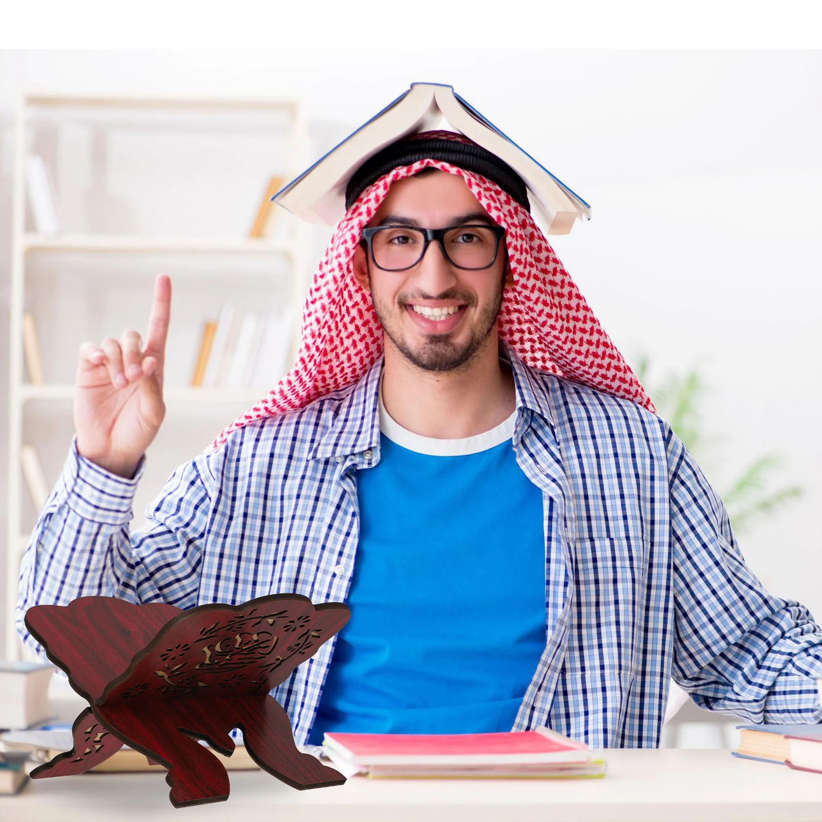 

Wooden Quran Book Stand Vintage Style Islamic Prayer Book Holder Display for Tabletop Decoration Muslim Religious Use