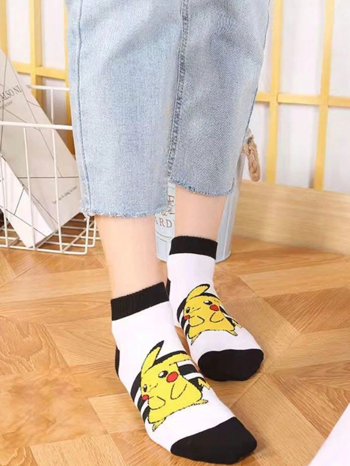 5/10/15 Pairs of random miniso new Pok é mon Cartoon pattern Pikachu Breathable Absorbent Casual Women's short Socks