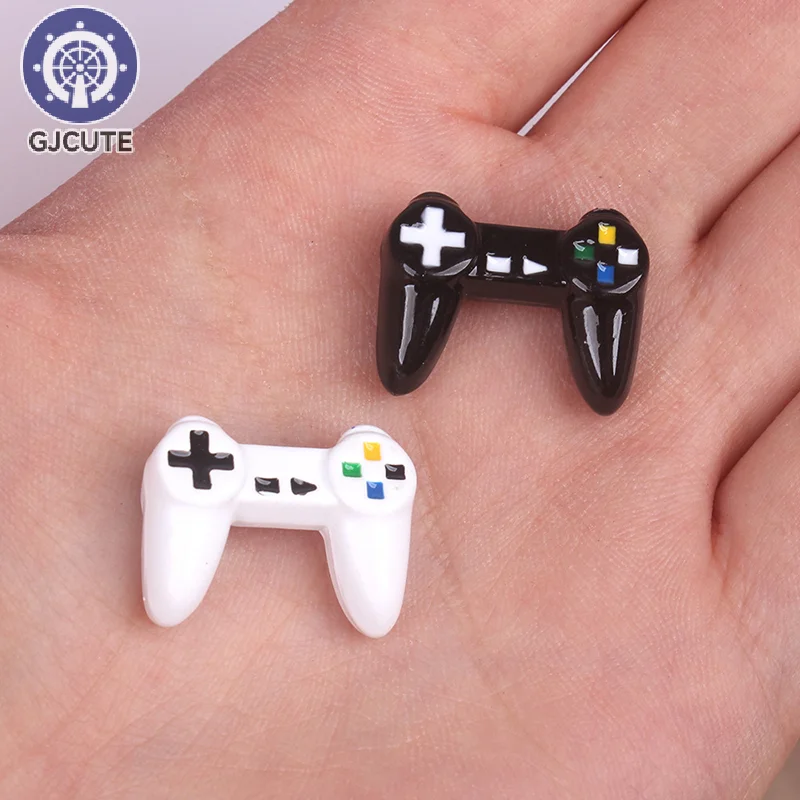 1Pc 1:12 Dollhouse Miniature Simulation Gamepad Wireless Game Controller Model Living Scene Decor Toy Doll House Accessories