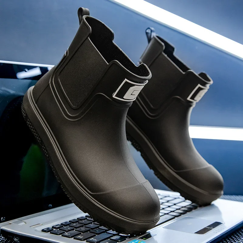 Men's Short-Tube Non-Slip Rain Boots Fashionable Low-Top Water Shoes, Pvc One-Time Molded Rain Boots, Pastoral Labor Waterproof - Image 5