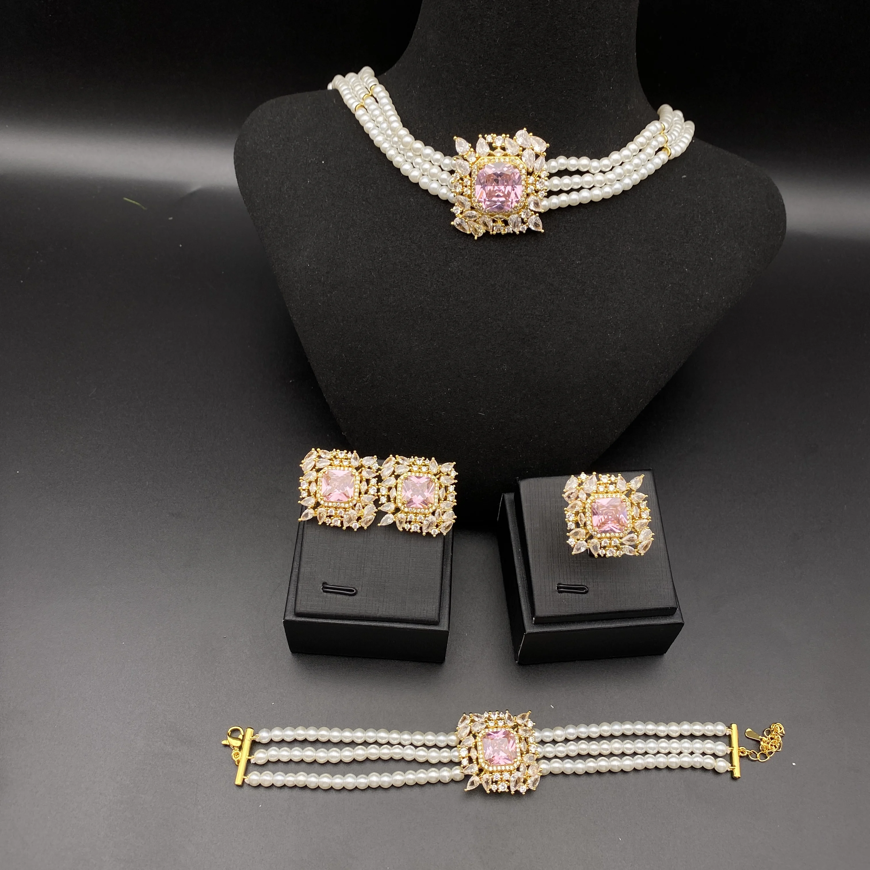 

HY Luxurious pearl zircon gold-plated sets, necklaces, bracelets, earrings, rings, bestsellers in the Middle East and Arabia