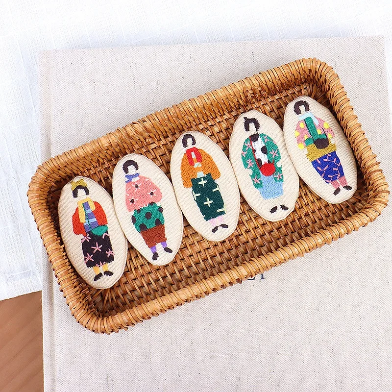 

Милая мультяшная брошь с вышивкой, тканевая булавка ручной работы, корейский стиль Cottagecore для холщовой сумки, одежды, принадлежности для рукоделия «сделай сам»