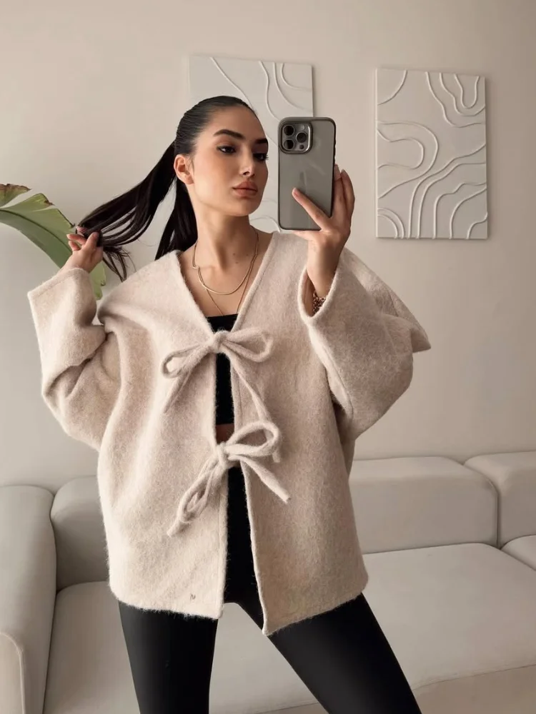 

Elegant Bow Tie Solid Color Woolen Coat Women Fashion Long Sleeved Round Neck Cozy Warm Loose Fit Coats Lady Casual Daily Jacket