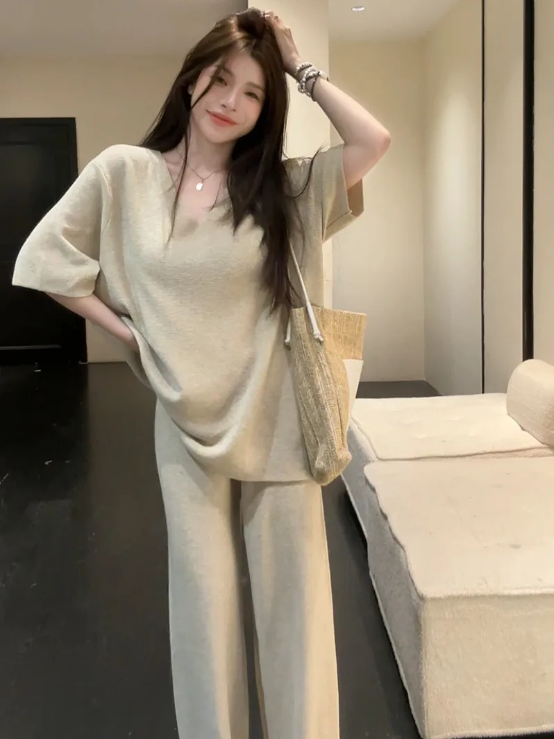 Ladies Casual V-Neck Short Sleeve T-Shirt Top plus High Waist Wide Leg Pants Two-Piece Set Slimming Effect Autumn Wear