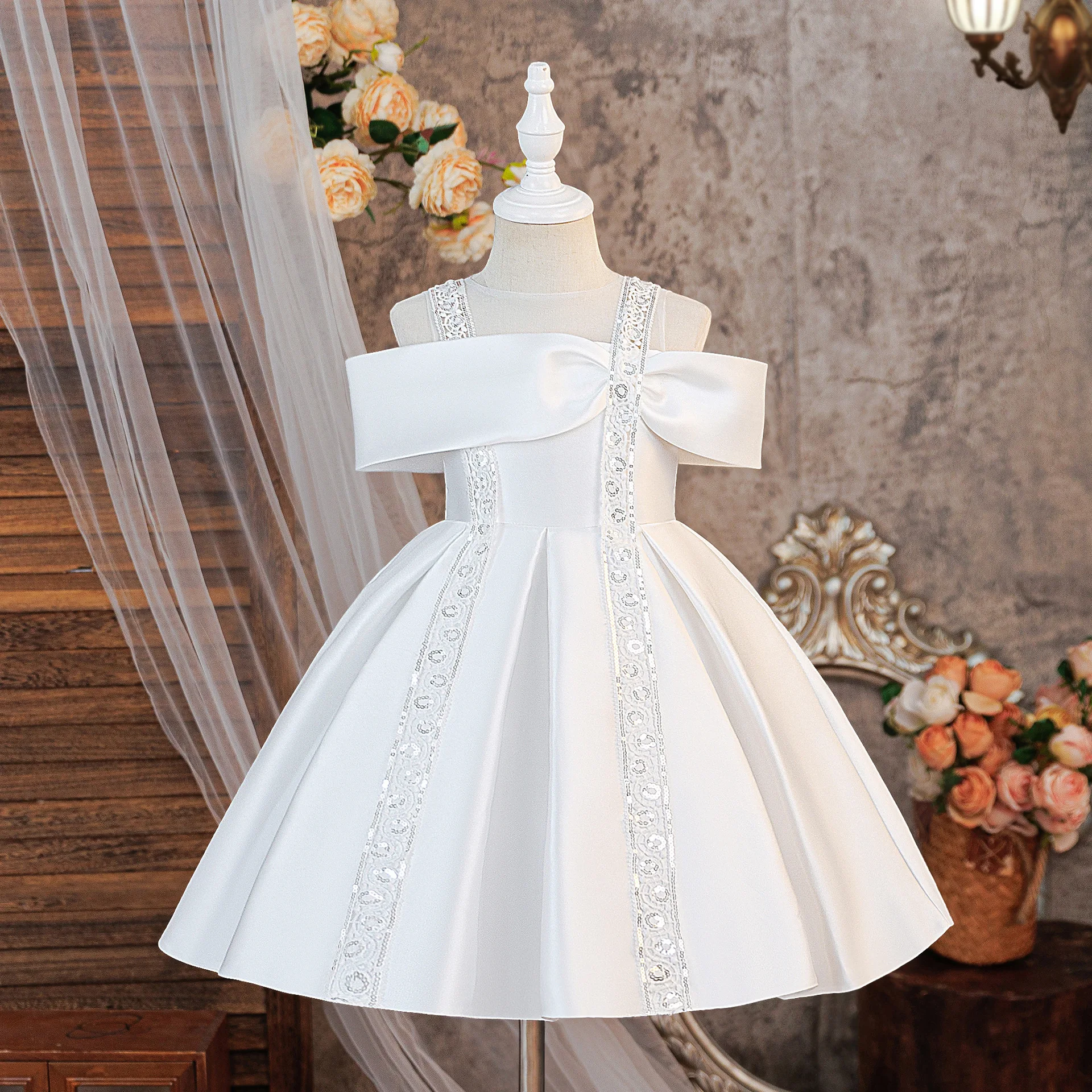 

Summer Girls Sequins Satin White Princess Dress For Kids elegant Wedding Bridesmaid first communion Evening Ball Gown 4-10 Year