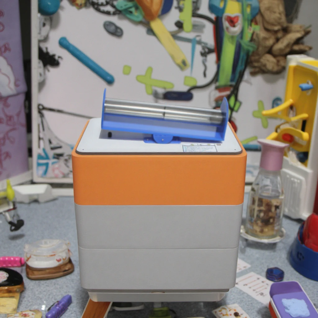 تمر عبر الجدران مع معدات وأدوات التكنولوجيا التفاعلية، معرض علمي، ألعاب علمية، ألعاب تفاعلية