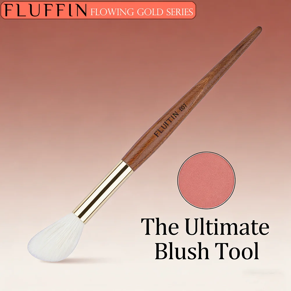 Pennello per fard piccolo Pennello per fard in polpa di pelo di capra con punta fine per capelli naturali Selezionato per pennello per trucco per scolpire fard di precisione