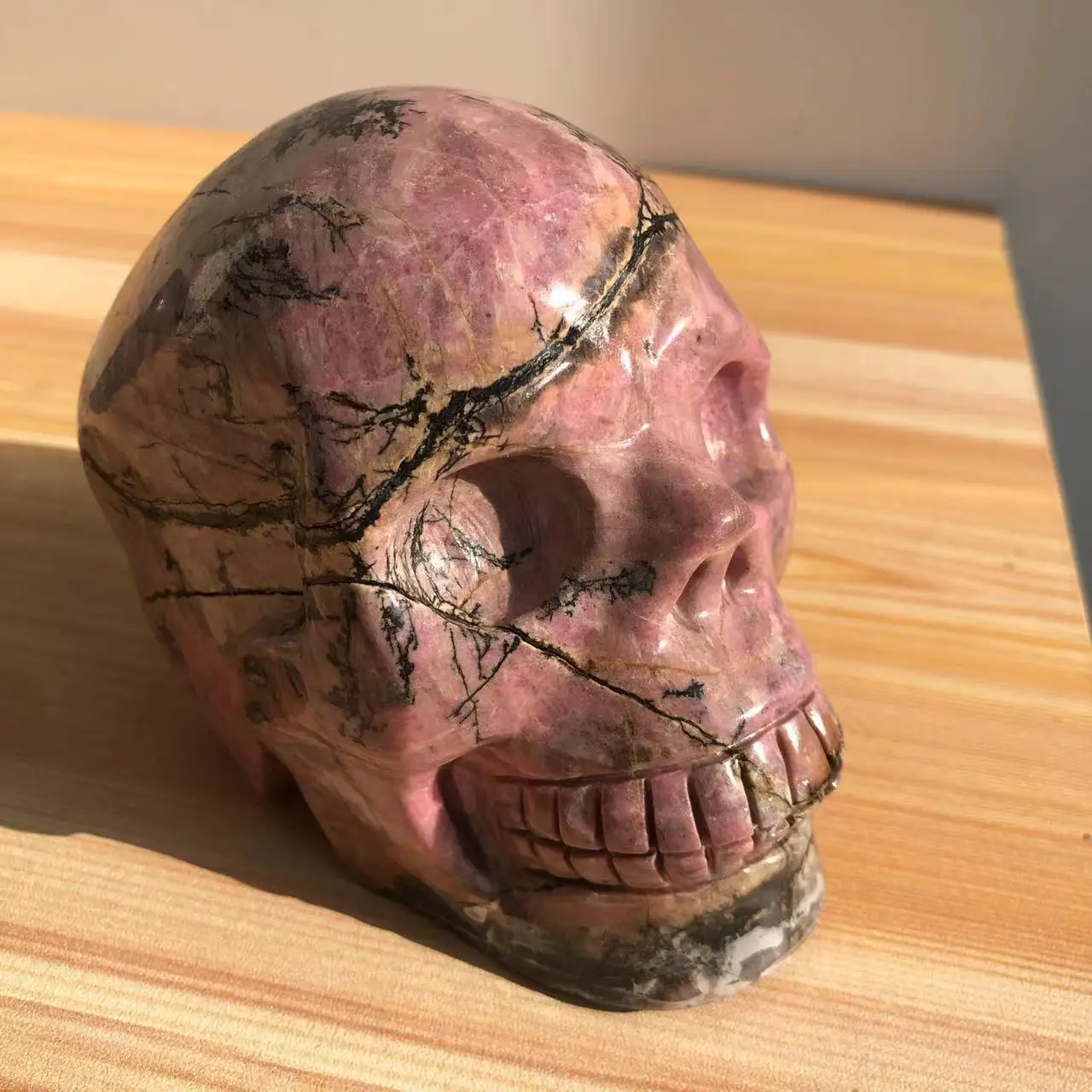 Rhodonite Skull Statue Natural Stone Crystal Carved Reiki Healing Crafts Halloween Supplies Home Decor