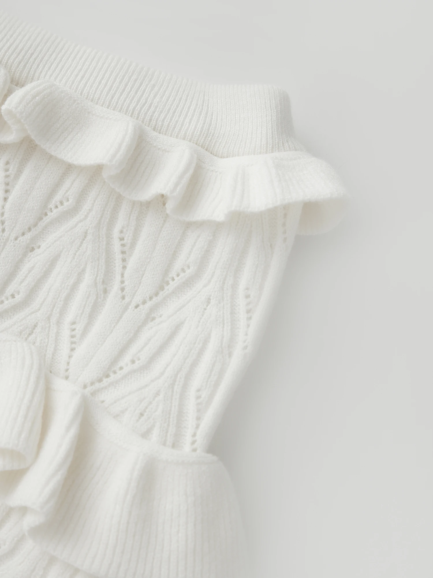 Conjunto feminino casual de verão, 2 peças, cardigã canelado de manga comprida e shorts com babados em camadas, conjunto para estilo de rua chique