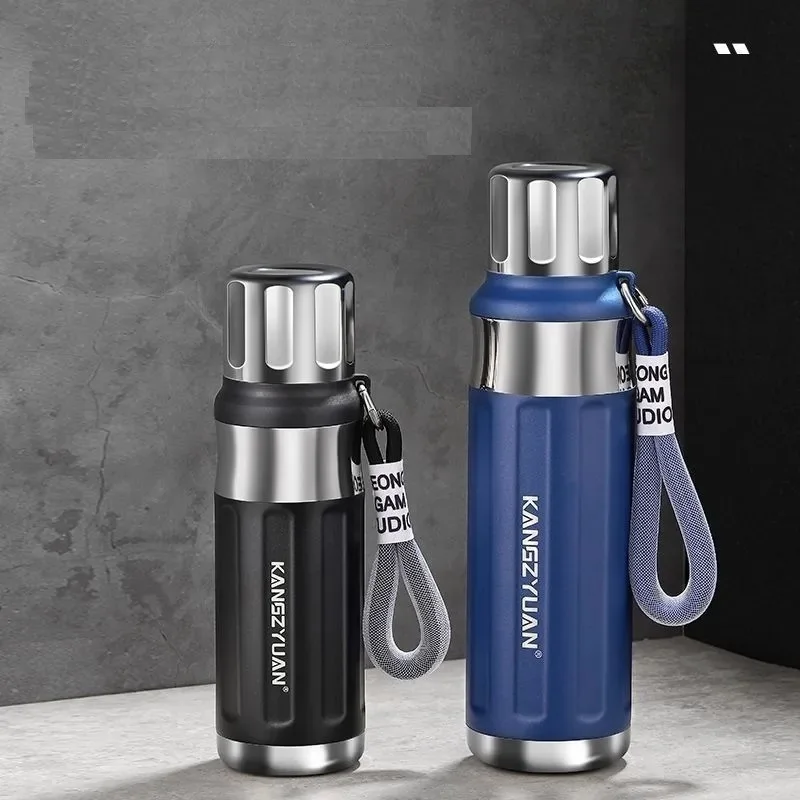 

Portable Stainless Steel Thermos Large Capacity Vacuum Flask Insulated Tumbler with Rope Thermo Bottle 570/900ml