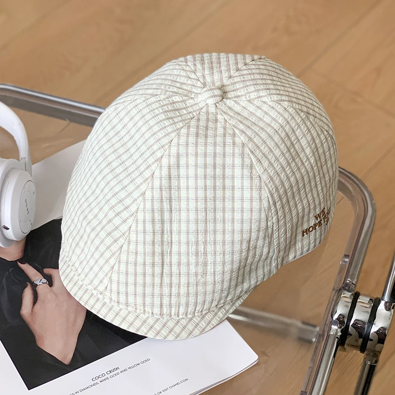 اليابانية منقوشة مطرزة رسالة إلى الأمام قبعة الرجال والنساء الربيع والصيف الأدبية قصيرة حافة قابل للتعديل قبعة موزع الصحف