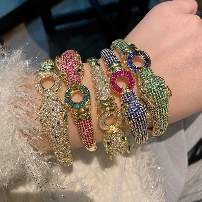 18k Gold Plated Luxury Leopard Bracelet Fully Encrusted With Zircons Panther Open Bangle Fashion Party Wear Jewelry Gift