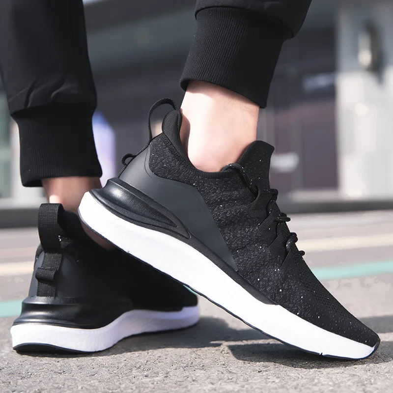 Heren sneakers outdoor sport comfortabele ademende fishbone systeem bovenste 4d fly breien anti-slip heren hardloopschoenen