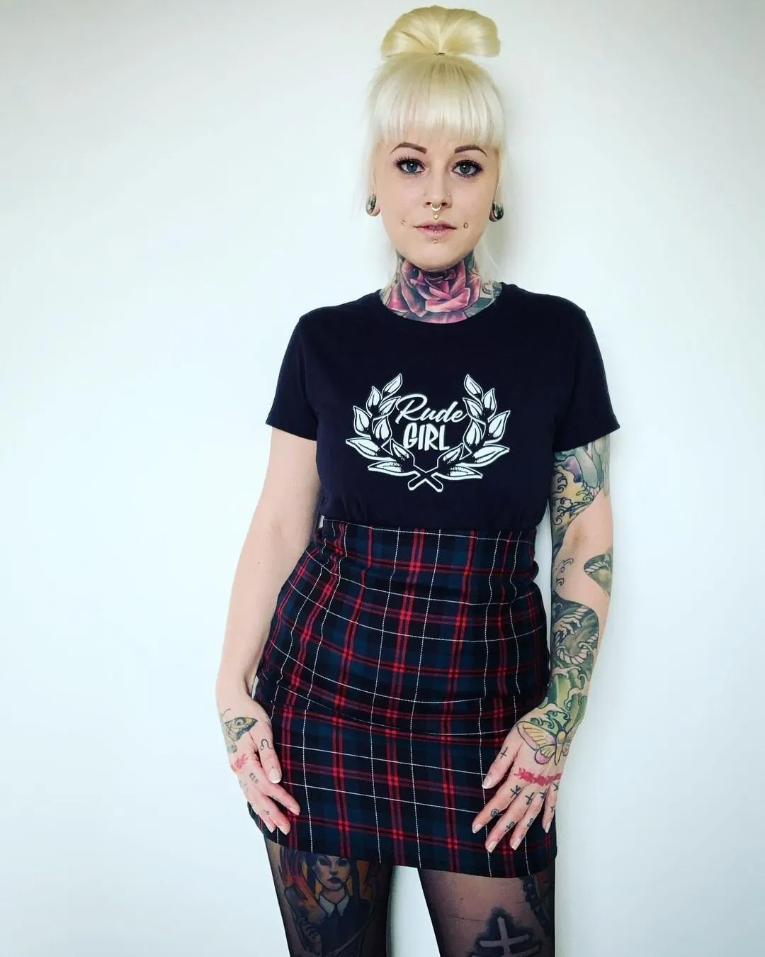 

Womens Rude Girl T Shirt Ladies' Ska Laurel Wreath Crest Trojan Skinhead Reggae Spirit of 1969