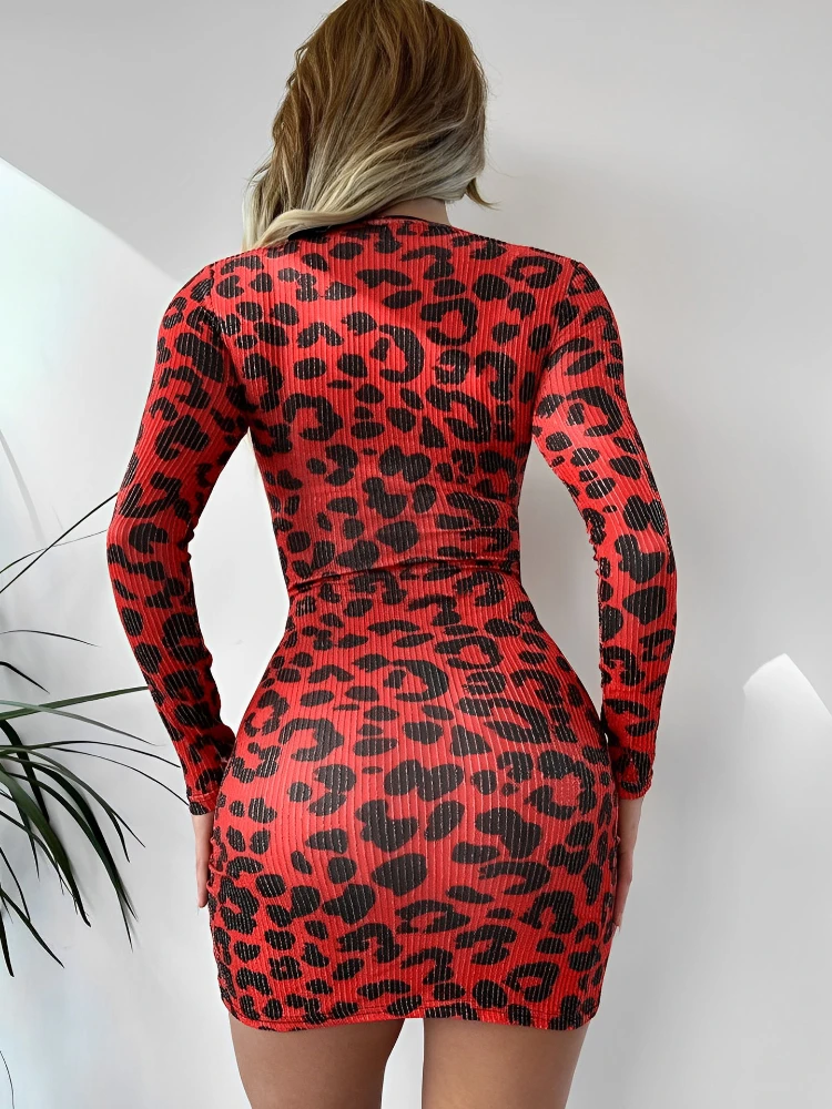 Sexy Leopard Printing Mini Dress Fashion Pleated V-Neck Bag Hip Short Dress for Women Trend Long Sleeve Tight Dress