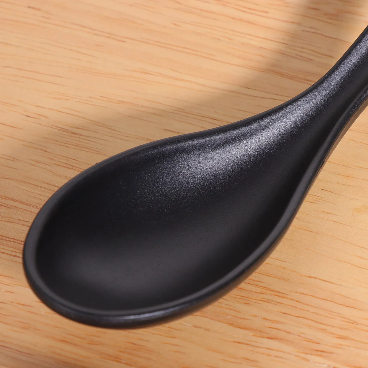

6Pcs Black Soup Spoon Odorless Ecofriendly Melamine Tableware for Wonton Miso Soup Dessert Display Stylish Flatware