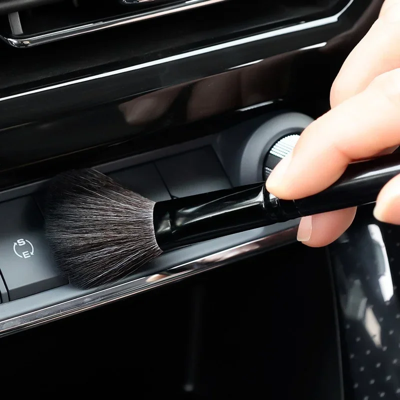 Ultra-Soft Detailing Brush Super Dense Auto Interior Detail Brush With Synthetic Bristles Car Dashboard Duster Brush