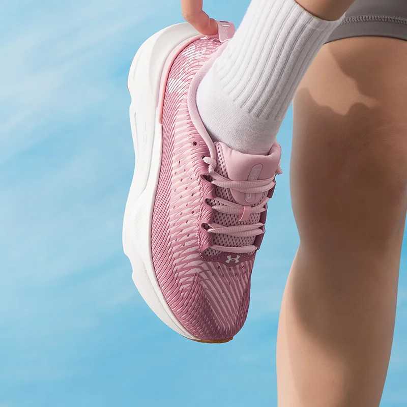 รองเท้าผู้หญิง Under Armour รุ - Lightweight Road Running Shoes บทวิจารณ์และราคา