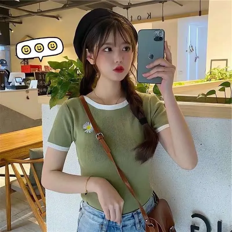 

Вязаный свитер для женщин, облегающий, универсальный, с вышивкой, из коллекции Sweet Sle Knitwear Single Piece Summer 206