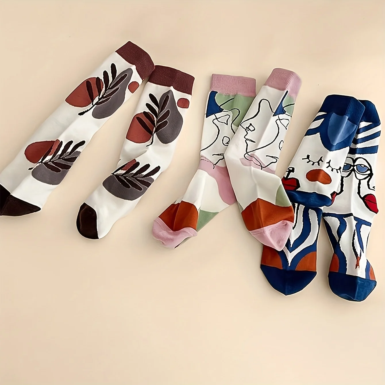 3 أزواج من الجوارب ذات الأنبوب المتوسط للزوجين على الطراز الفني اللوحة الزيتية الشهيرة