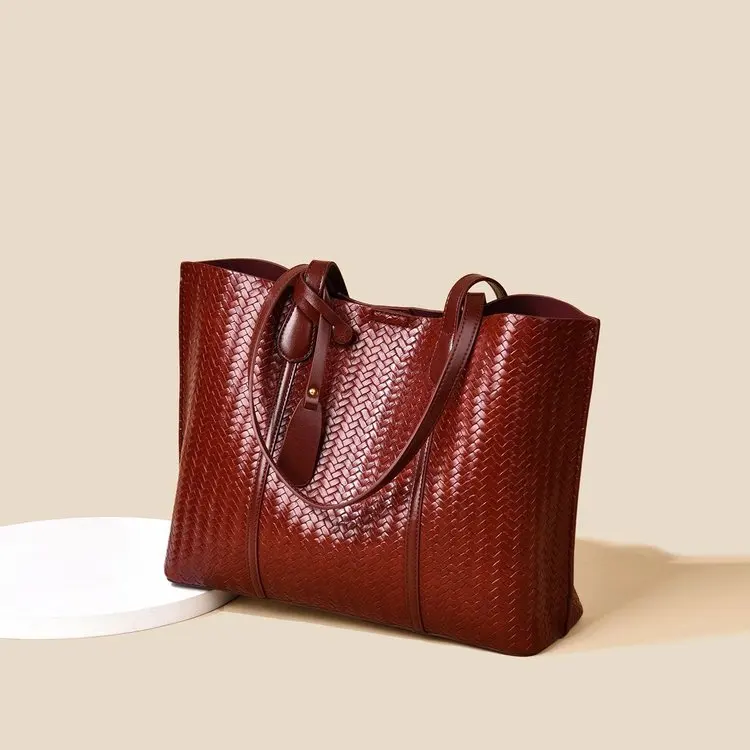 

Зима 2024, новинка 2436, повседневная мода, высокий смысл, ретро, простой стиль, женская нишевая трендовая универсальная сумка на плечо