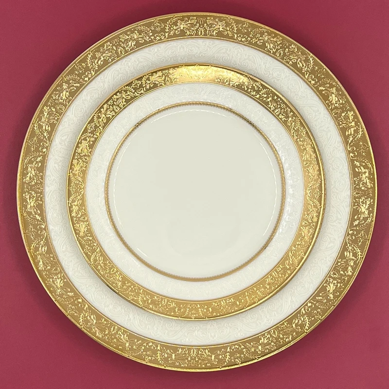 Luxurious disc relief inlaid with golden beef steak plate, palace style bone porcelain, European style gold edged tableware