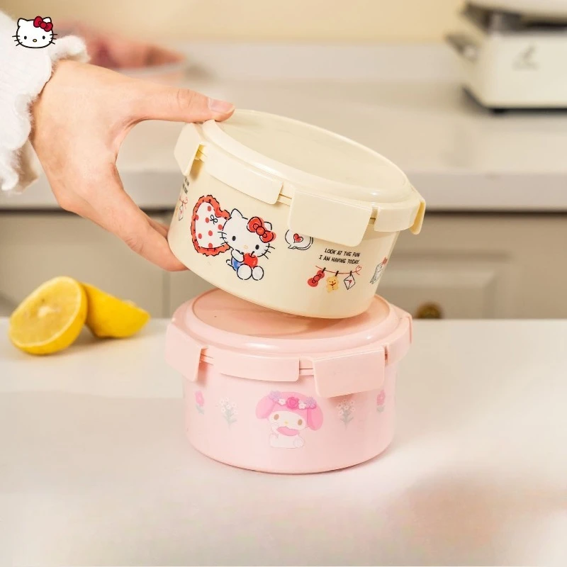 

Sanrio Cartoon Light Salad Lunch Box with Lid Office Worker Fruit Fresh-keeping Box Can Resist Microwave High Temperature.
