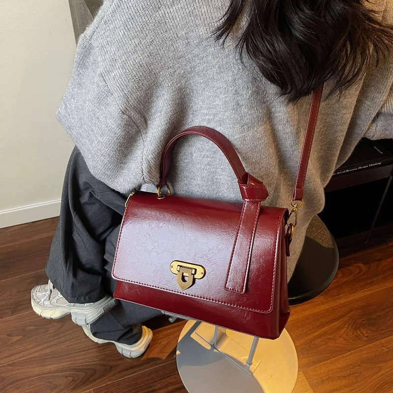 

Ladies Genuine Leather Handbag, Roomy Tote Style, Luxury Brand, Classic Elegant Fashion Must Have