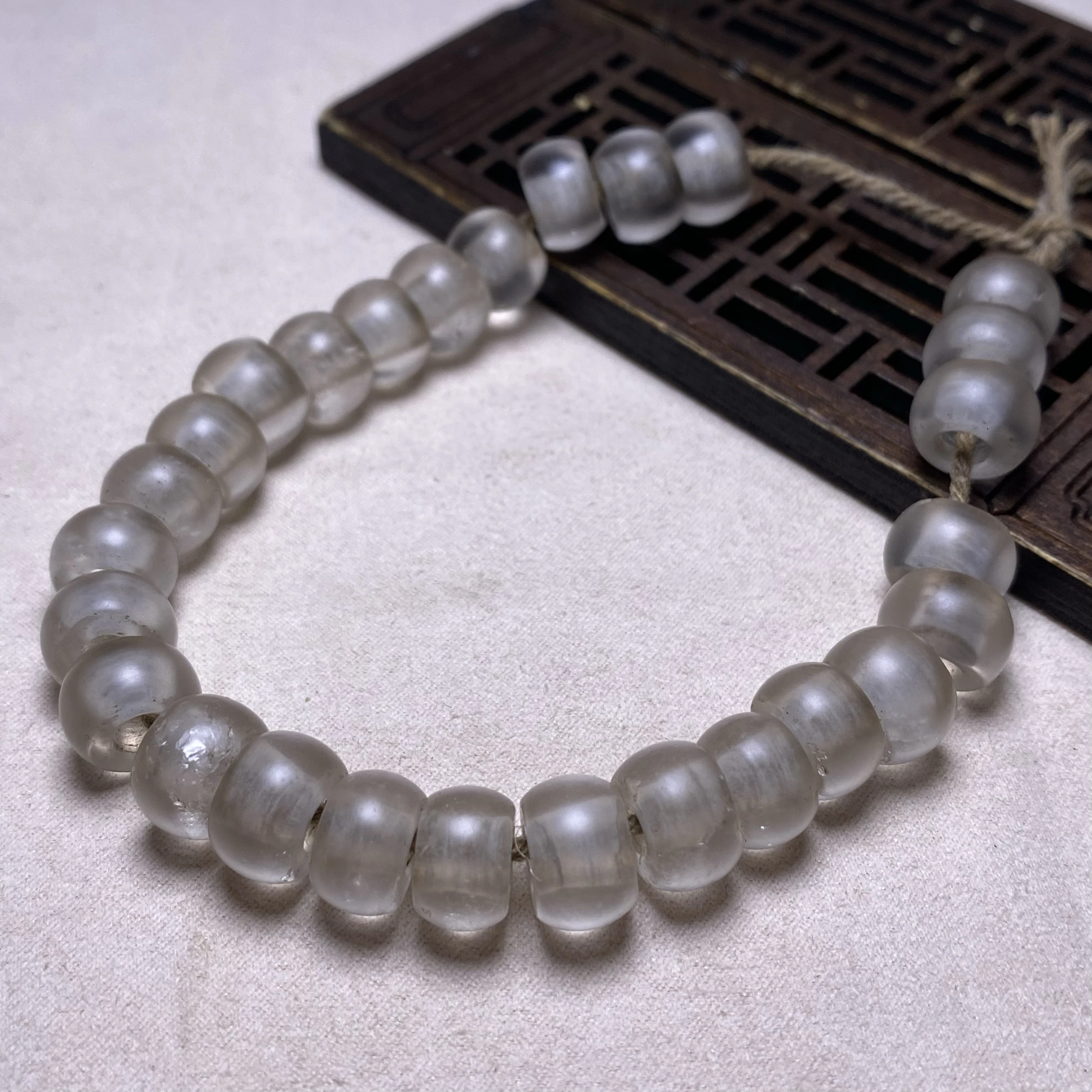 collection-de-perles-de-cristal-antiques-grand-trou-naturel-cristal-blanc-patine-27-perles-de-boulier-roue-accessoires-de-bracelet