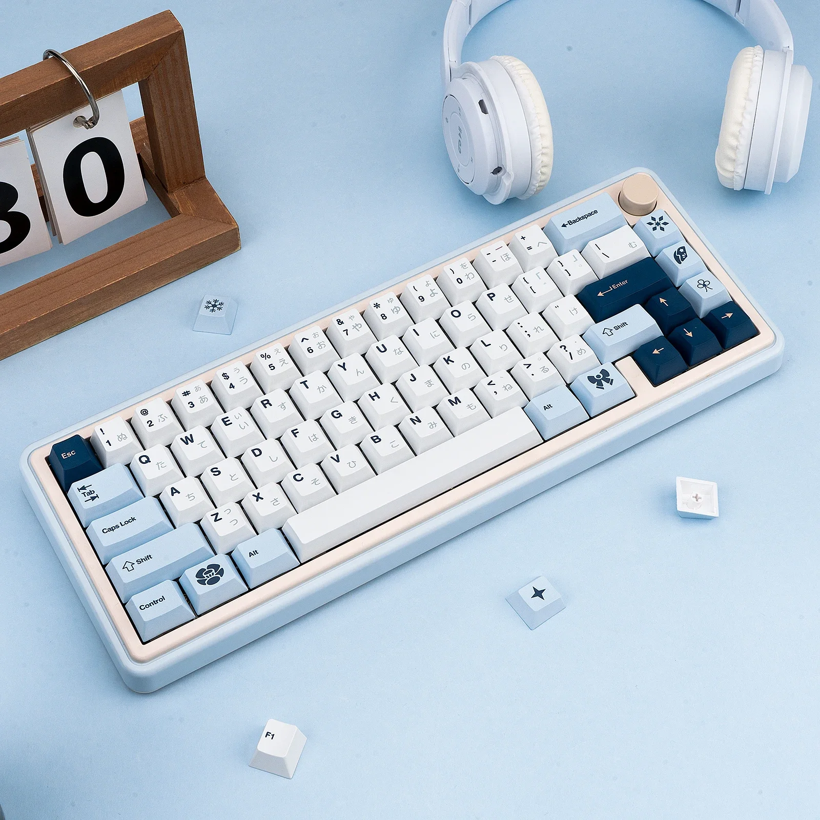 

Egret keycap simple original PBT five-sided sublimation customized mechanical keyboard keycap personalized blue and white keycap